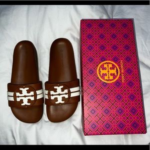 Tory Burch slide , tan size 9
